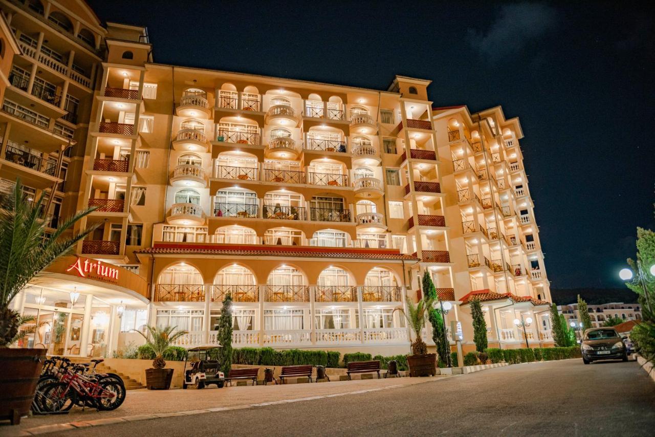 Menada Atrium Apartments เอเลนีเต ภายนอก รูปภาพ