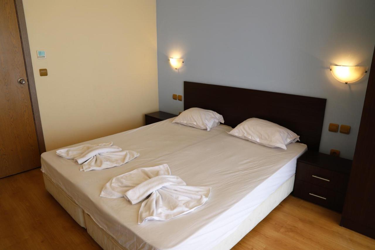 Menada Atrium Apartments เอเลนีเต ภายนอก รูปภาพ