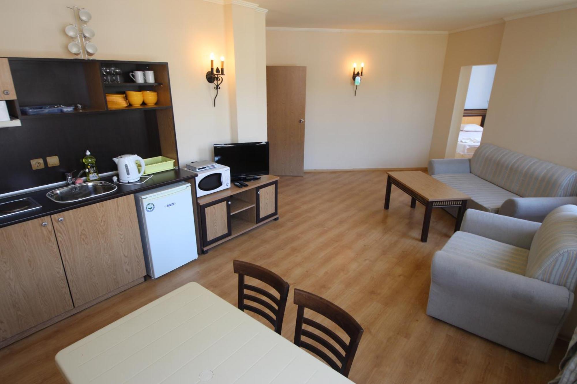 Menada Atrium Apartments เอเลนีเต ห้อง รูปภาพ