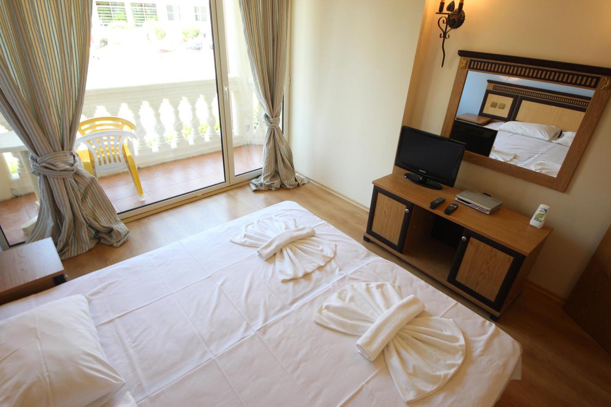 Menada Atrium Apartments เอเลนีเต ห้อง รูปภาพ