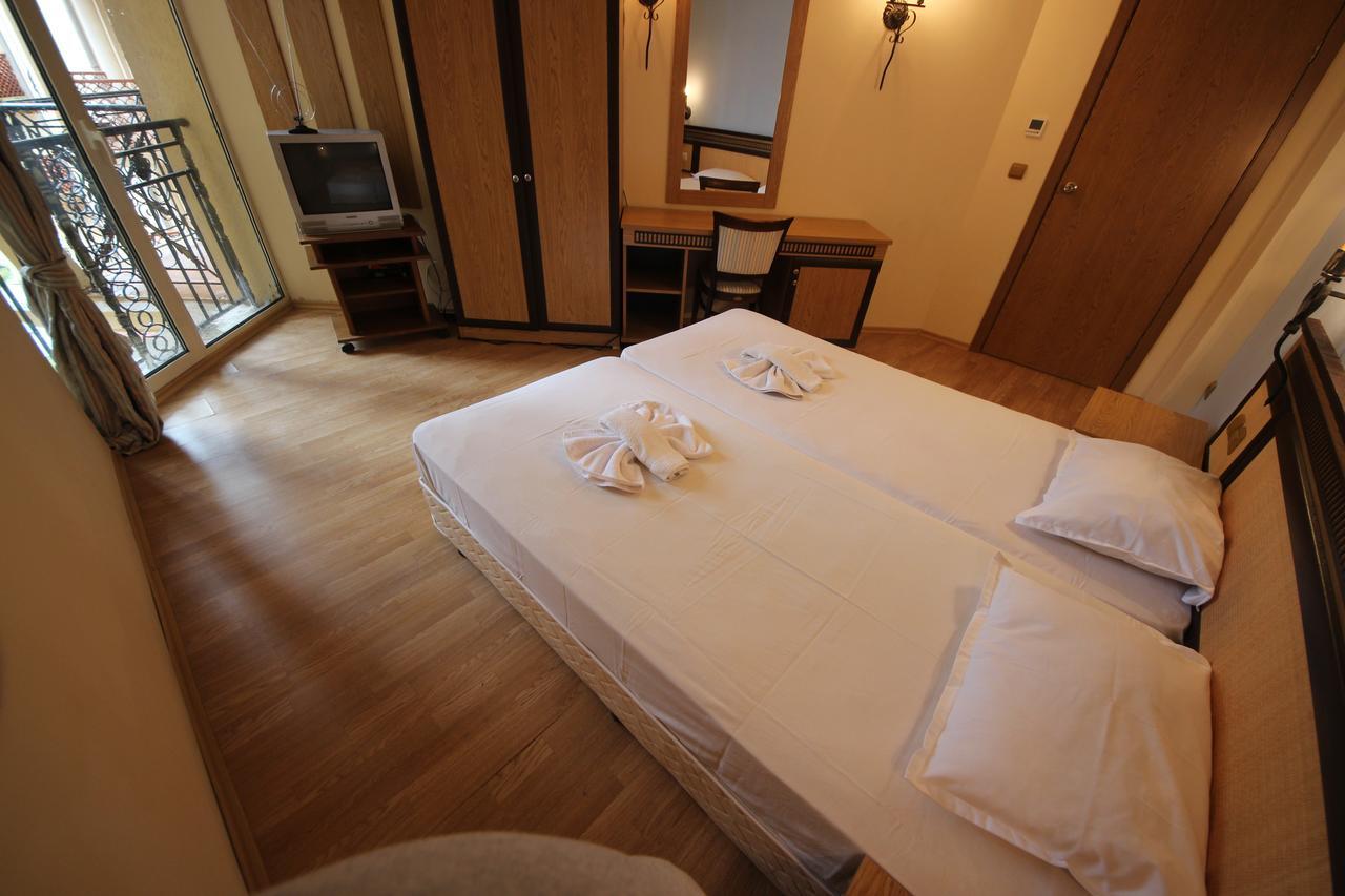 Menada Atrium Apartments เอเลนีเต ภายนอก รูปภาพ