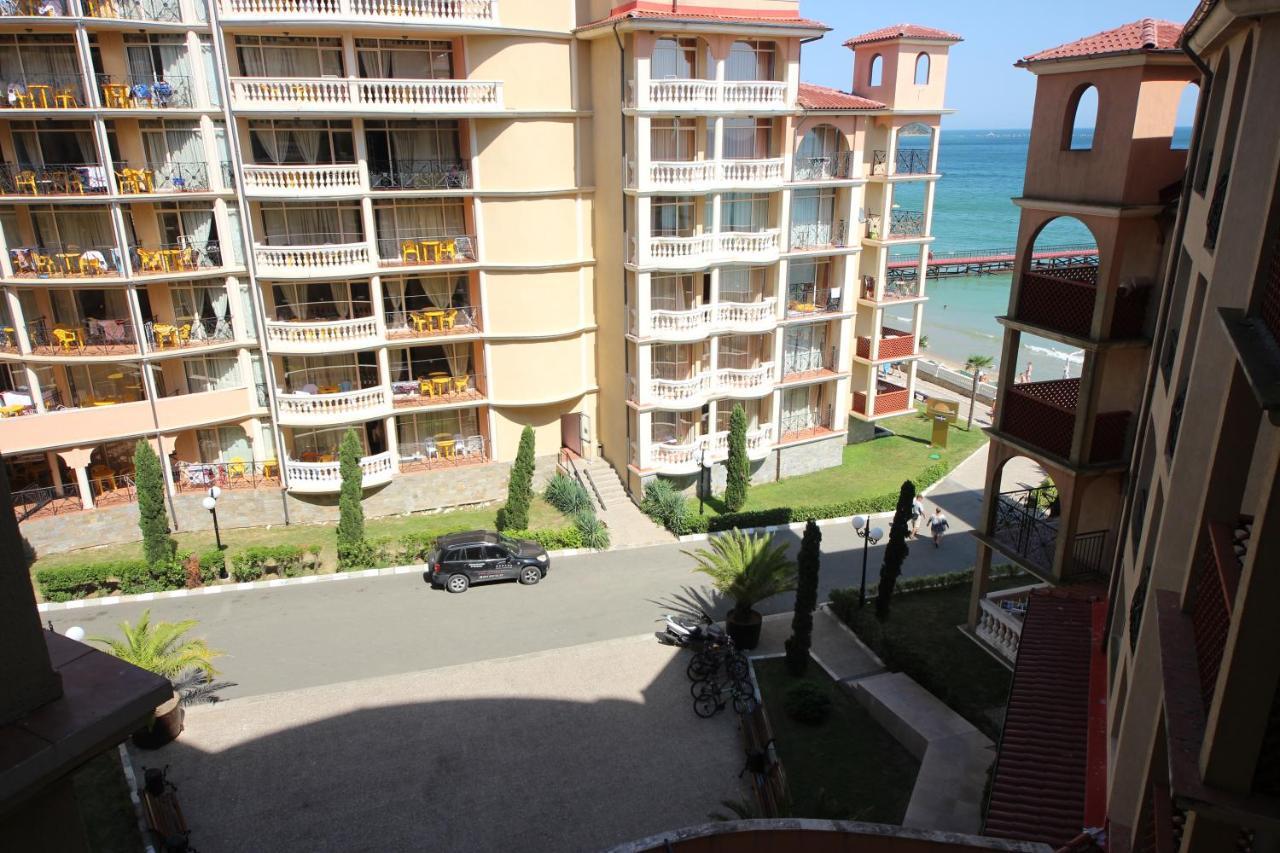 Menada Atrium Apartments เอเลนีเต ภายนอก รูปภาพ