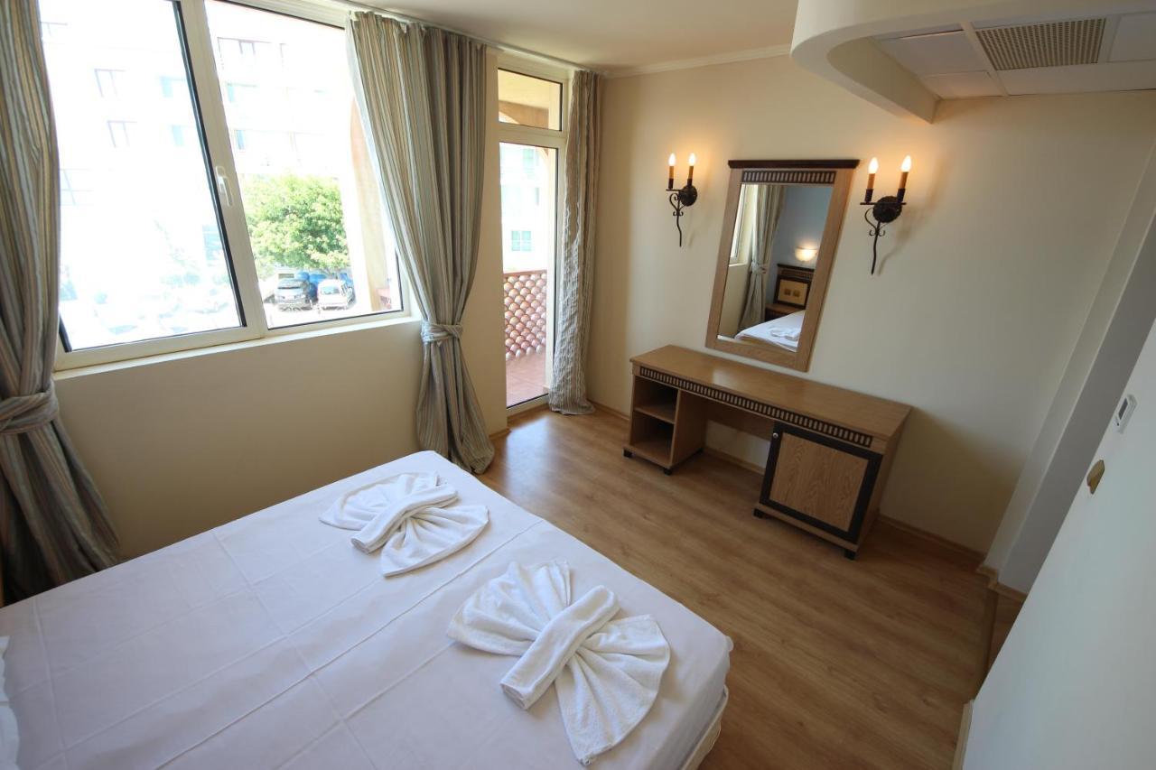 Menada Atrium Apartments เอเลนีเต ภายนอก รูปภาพ